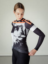 Lade das Bild in den Galerie-Viewer, Besenwagen x RAPHA - Women's Pro Team Training Long Sleeve Jersey