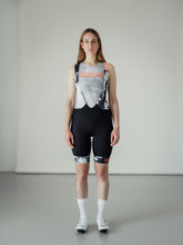 Lade das Bild in den Galerie-Viewer, Besenwagen x RAPHA - Women&#39;s Pro Team Bib Shorts
